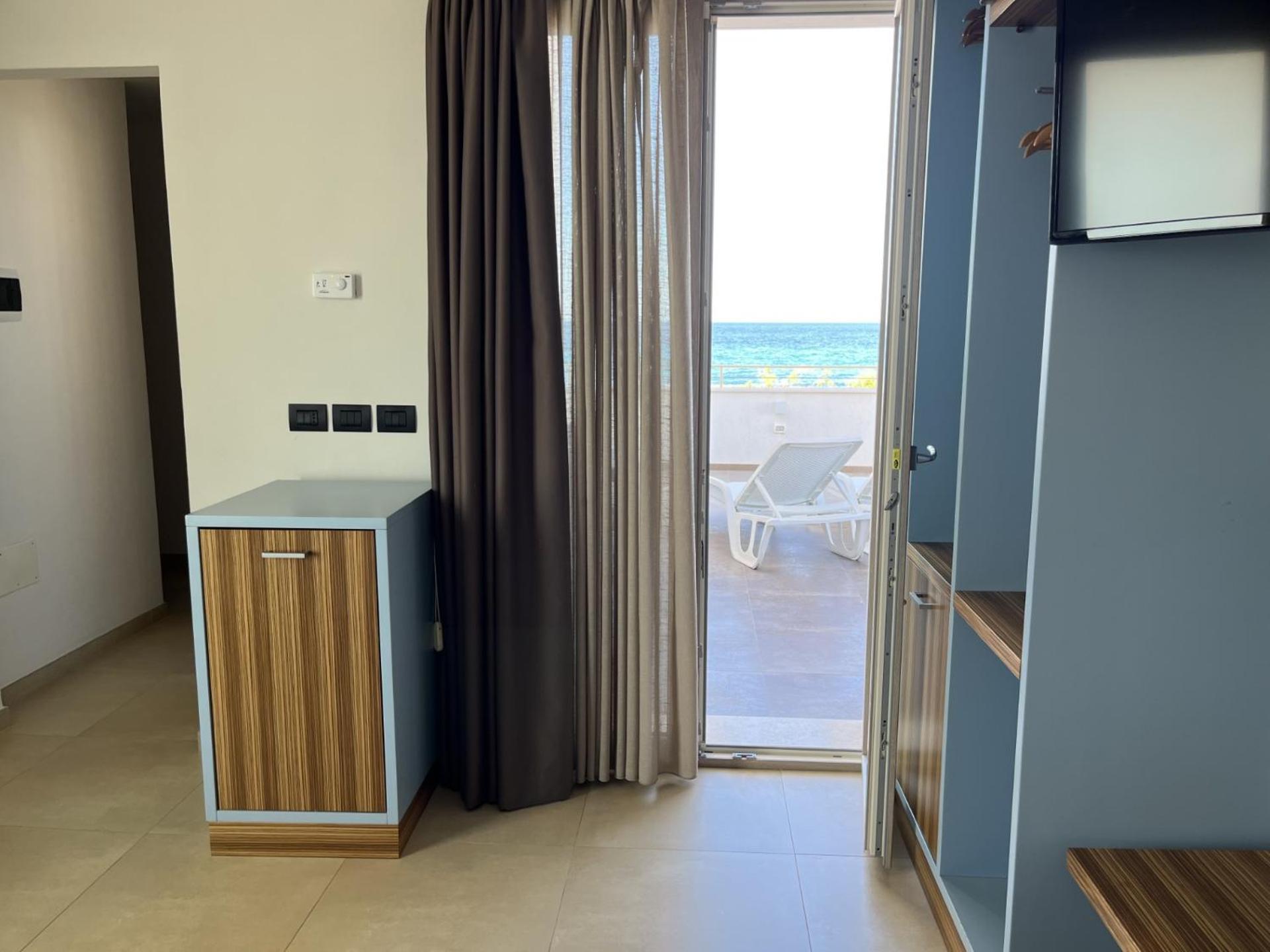 Almare' B&B Torre Santa Sabina Exterior photo