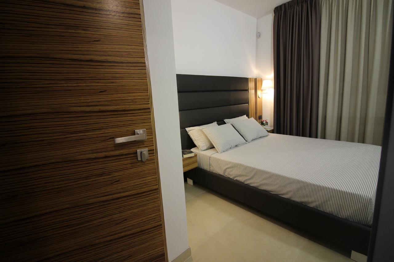 Almare' B&B Torre Santa Sabina Exterior photo